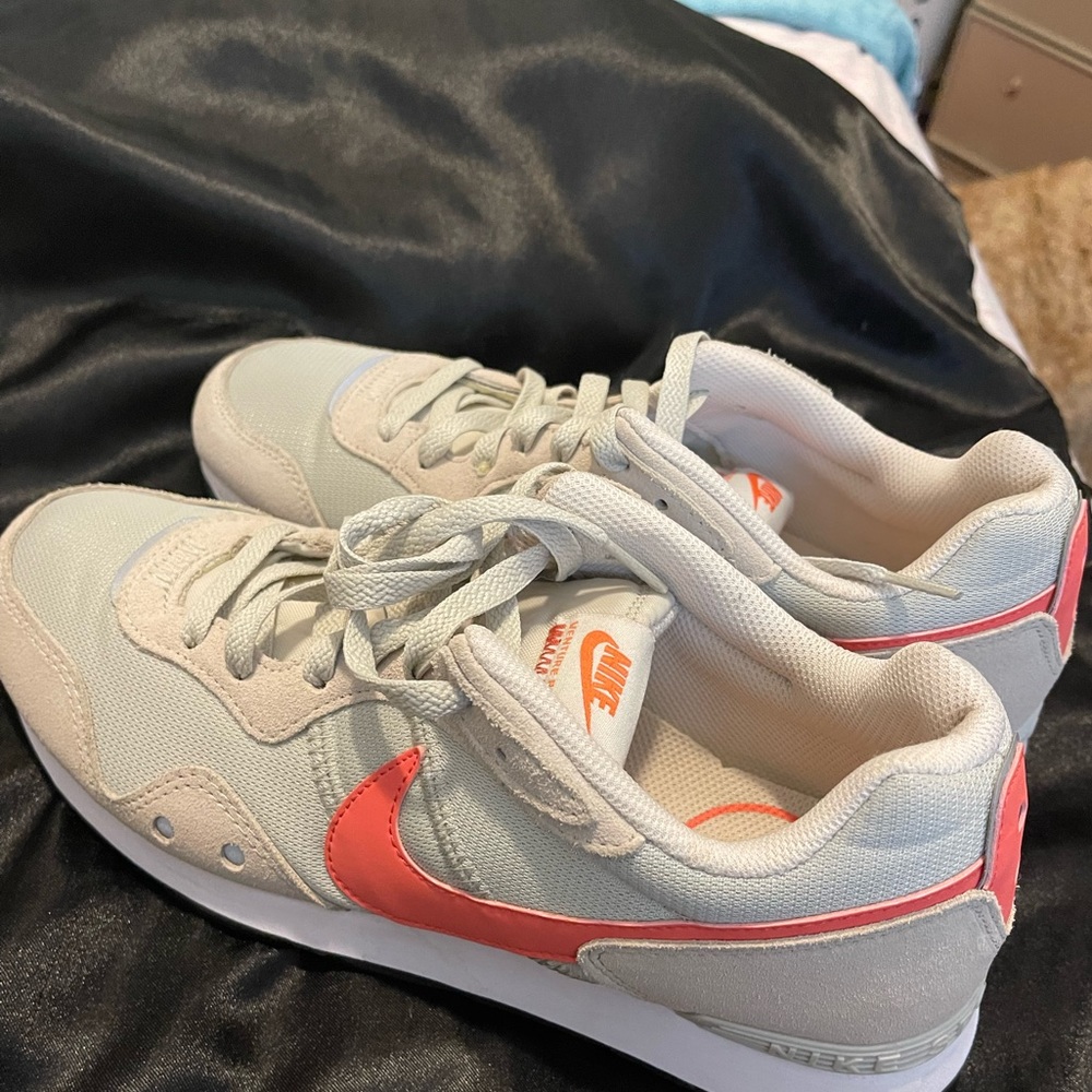 Women’s Nike Sneakers